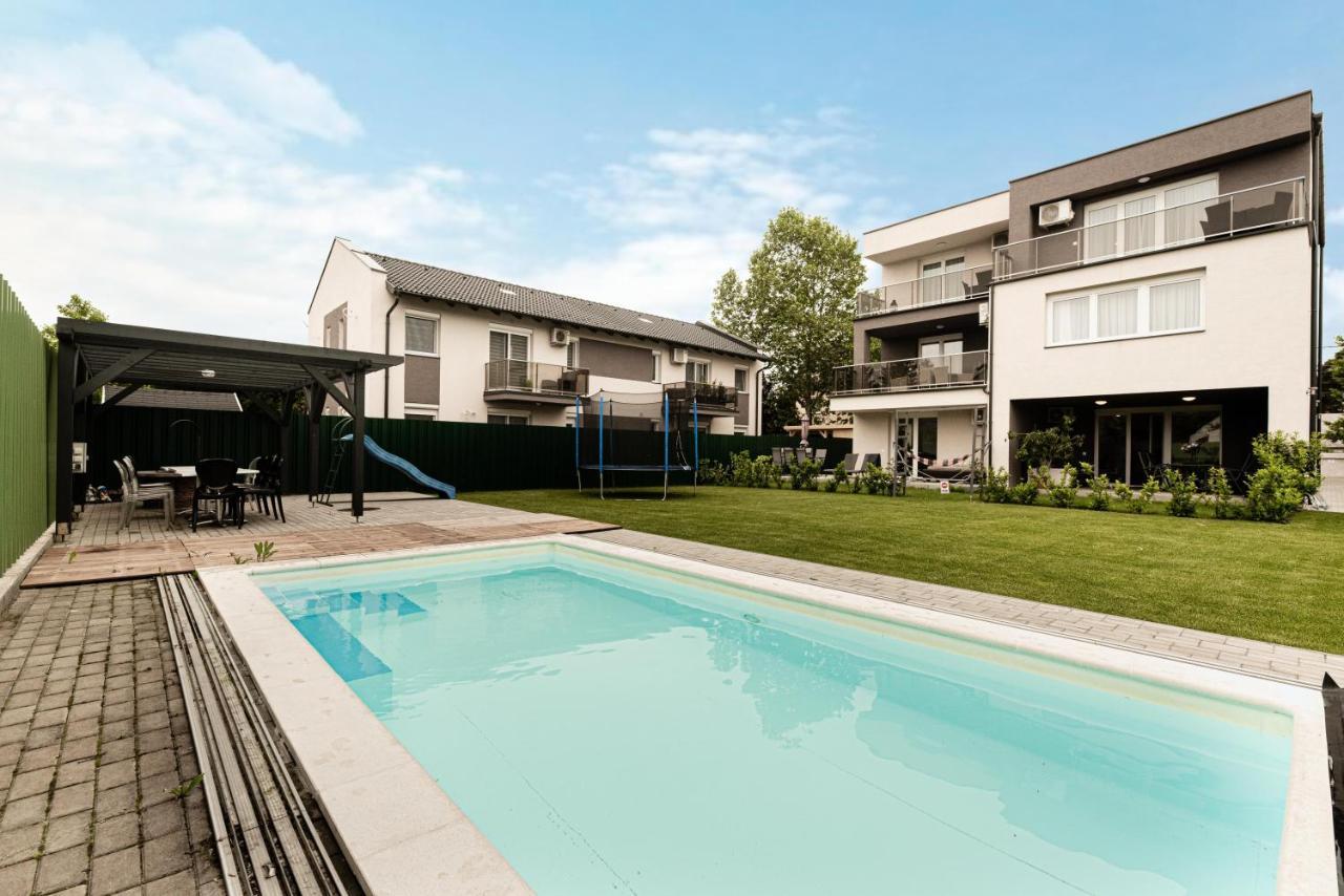 Oak Residents Siofok Apartment Luaran gambar